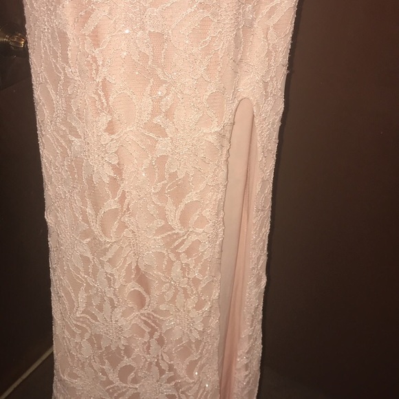 Rose gold lace dress - Picture 4 of 4